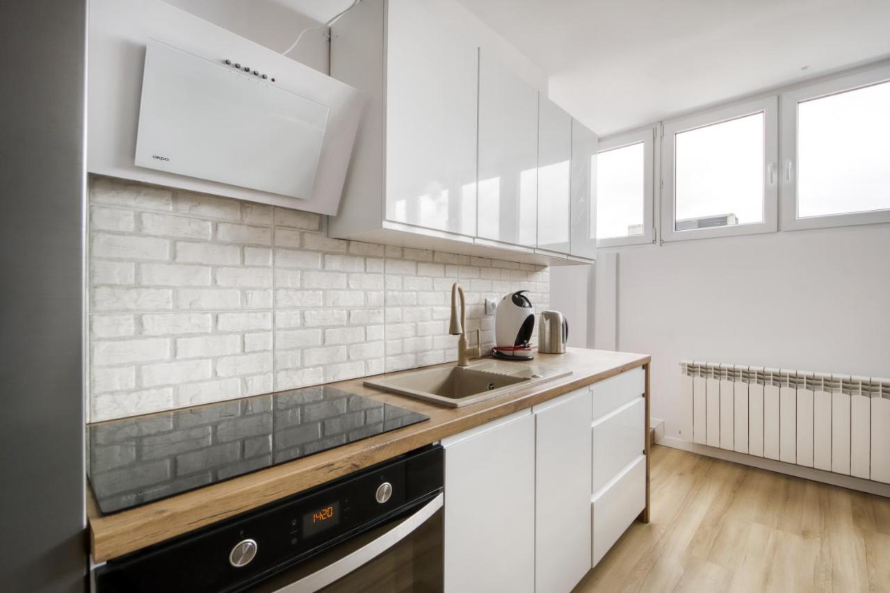 Central Family Apartment وارسو المظهر الخارجي الصورة