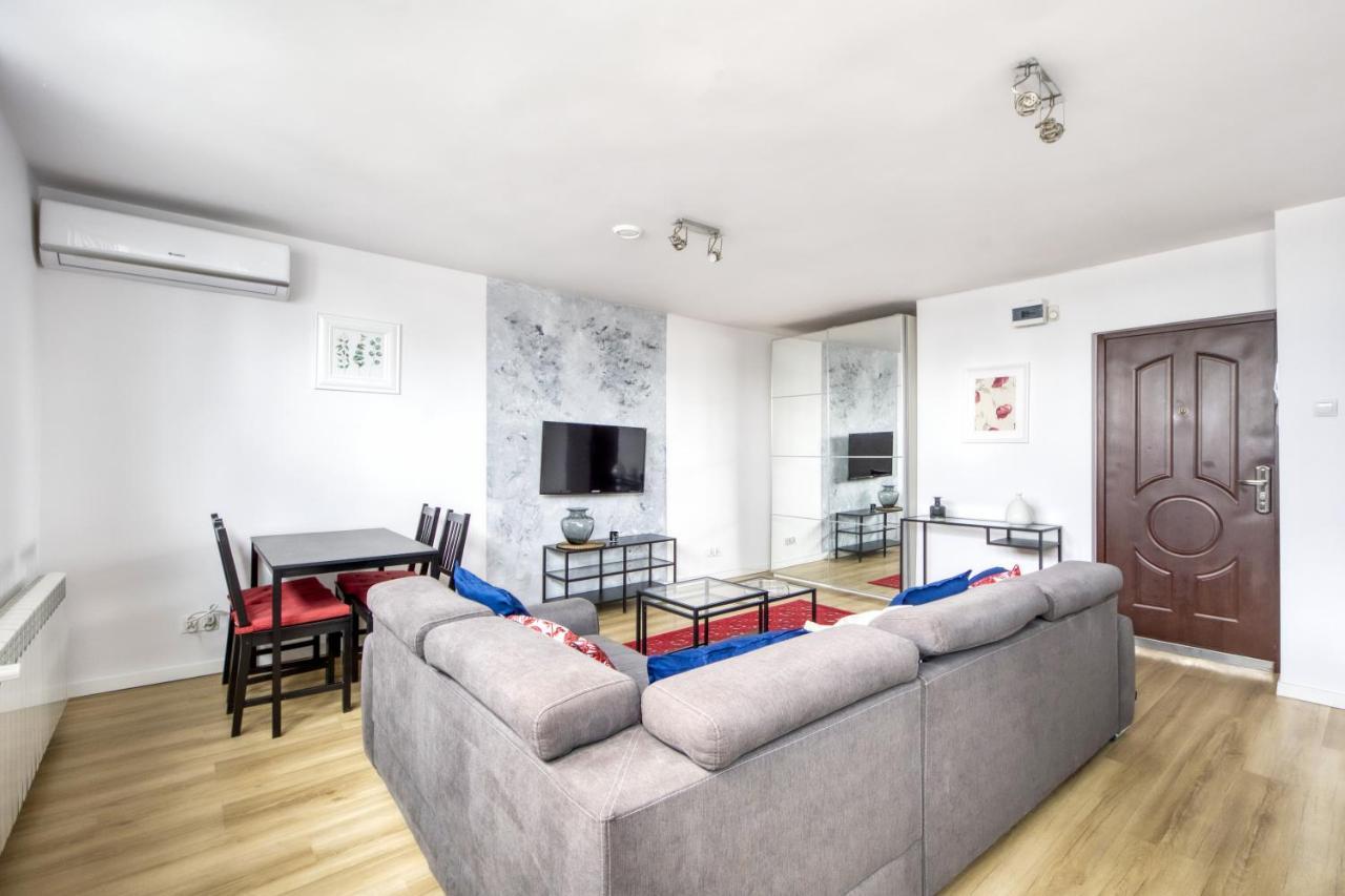 Central Family Apartment وارسو المظهر الخارجي الصورة